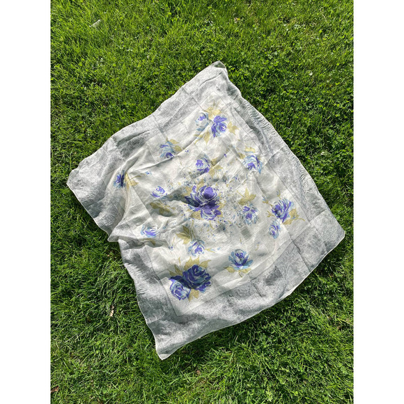 Vintage Accessories - Vintage 1940s Silk Floral Large Square Scarf Wrap Blue Gray Lace Detail AS IS